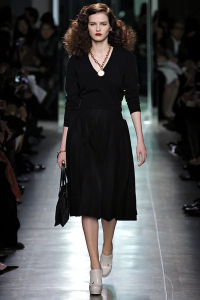 Look 14